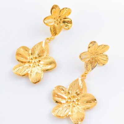 Boucles d'Oreilles Margaux – Fleurs dorées à double pampille