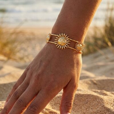 Bracelet Garance – Double chaîne dorée soleils