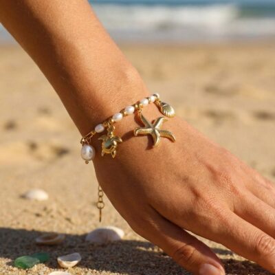 Bracelet Océane – Perles et charms tortue mer