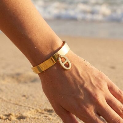 Bracelet Salomé – Jonc doré pendentif anneau