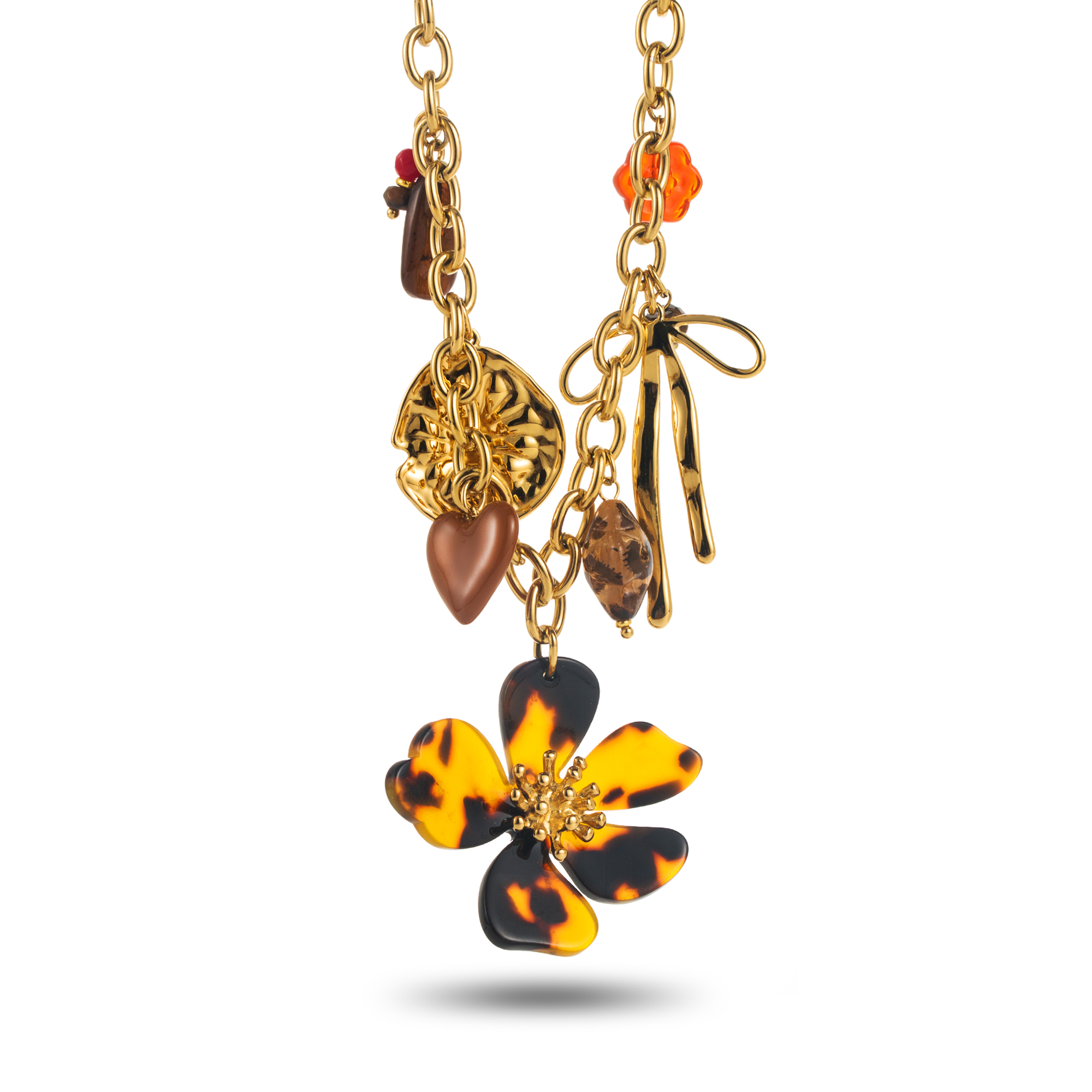Collier Colette – Pendentif Fleur Écaille & Breloques Dorées